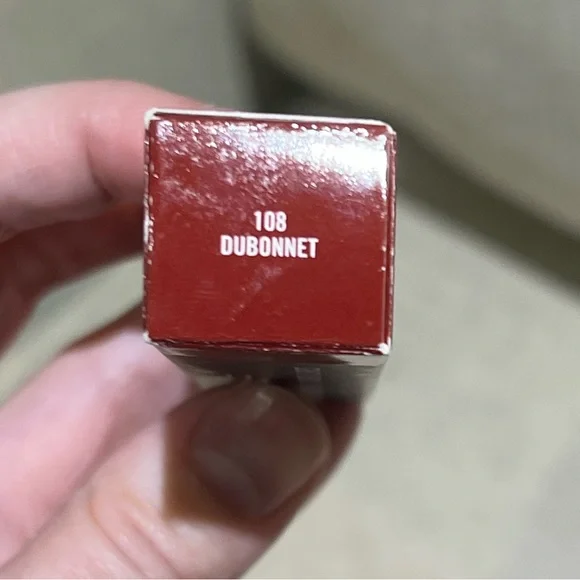 New With Box Mac Crème Lipstick 108 Dubonnet - Picture 6 of 8